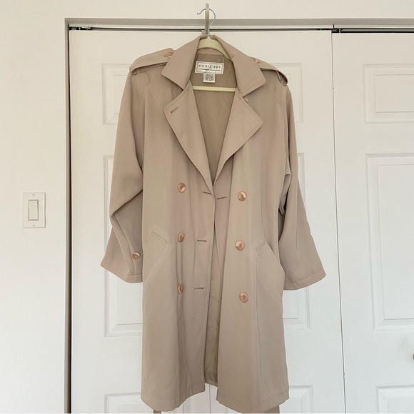 VINTAGE Beige Belted Trench Coat -Size 7 - Picture 9 of 11
